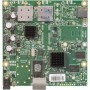 MIKROTIK placa de baza CPE RB911G-5HPACD, Procesor: 720Mhz, Dimansiuni:105x105mm, 128 MB RAM, stocare: 128 MB NAND, POE-in pasiv